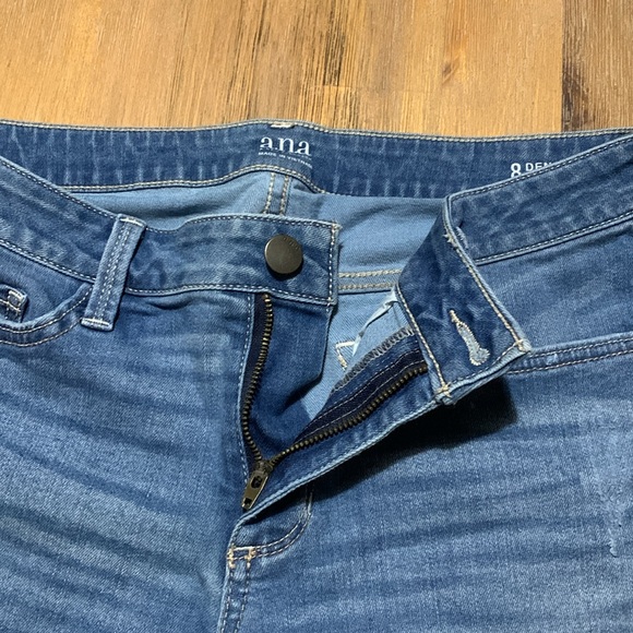 a.n.a - Cuffed 5” Denim Shorts - Size 8 - bleached and distressed medium blue - Picture 2 of 6